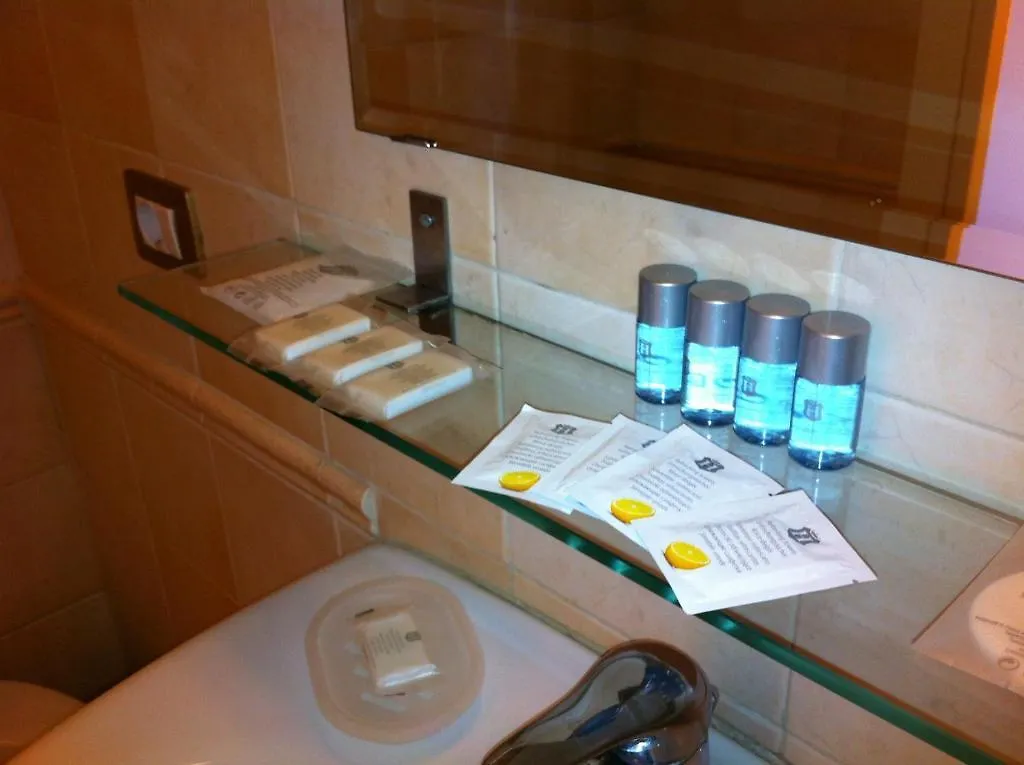 Room 4 Rome B&B Risorgimento 2*,  Italy